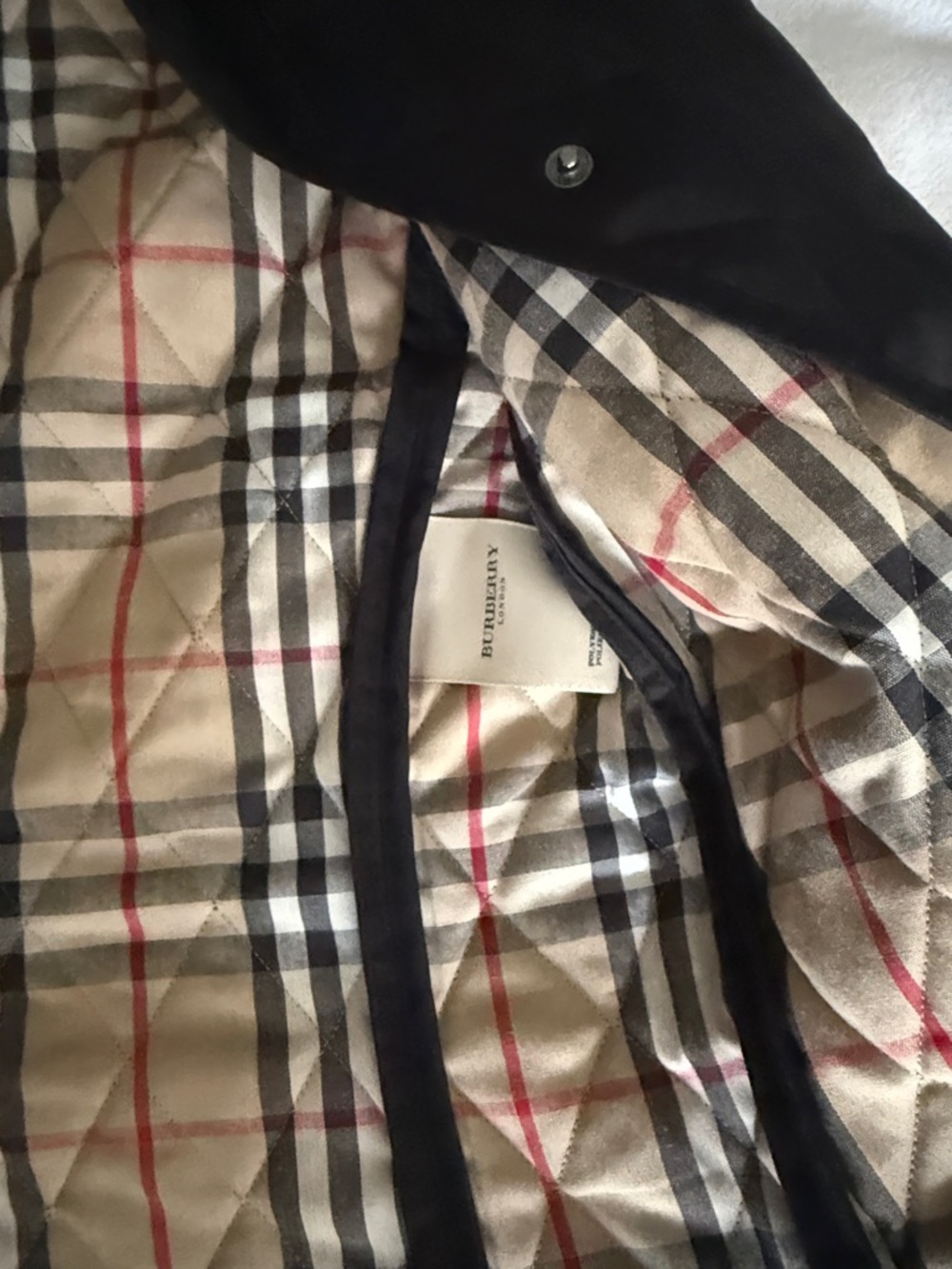 Burberry Black Quilted Utility Jacket with Signature Check Trim - Picture 2 of 5
